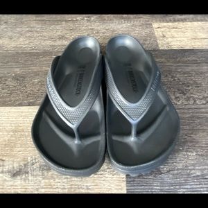 Birkenstock Honolulu Sandals